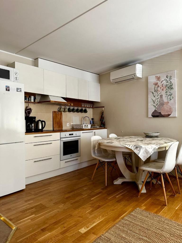 Tolli Apartment Kuressaare Exterior photo